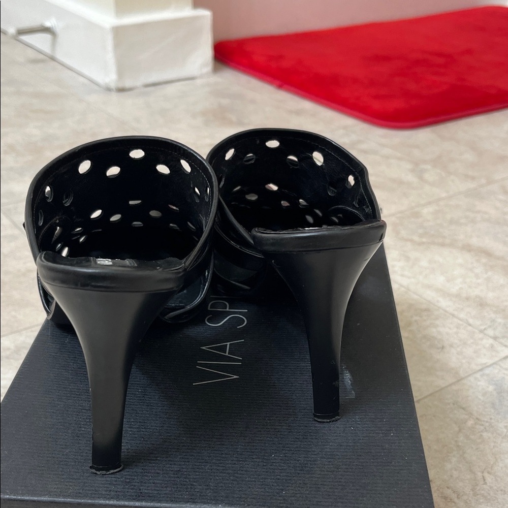 Via Spiga Black Perforated Mules 7.5 - Picture 2 of 9